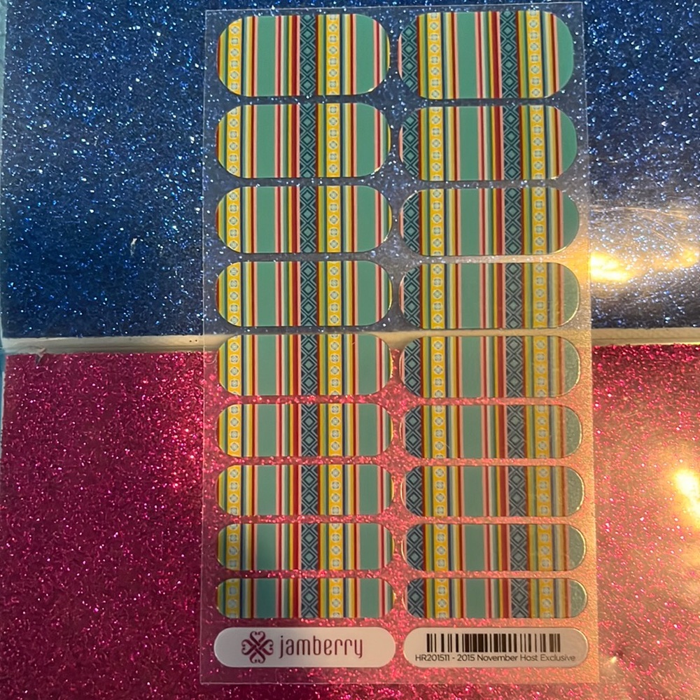 🔴2/$6 Jamberry stripes nail wraps